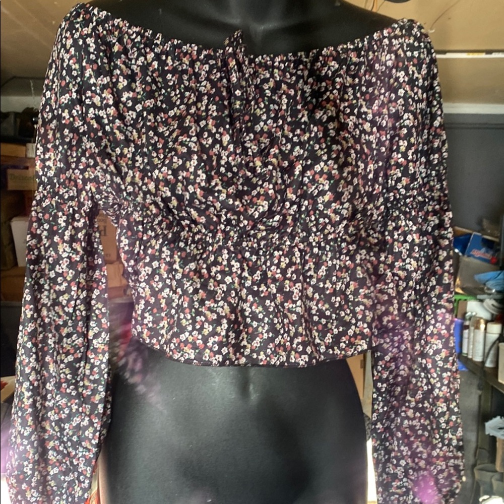 SHEIN Black Smocked Crop Blouse Long Sleeve